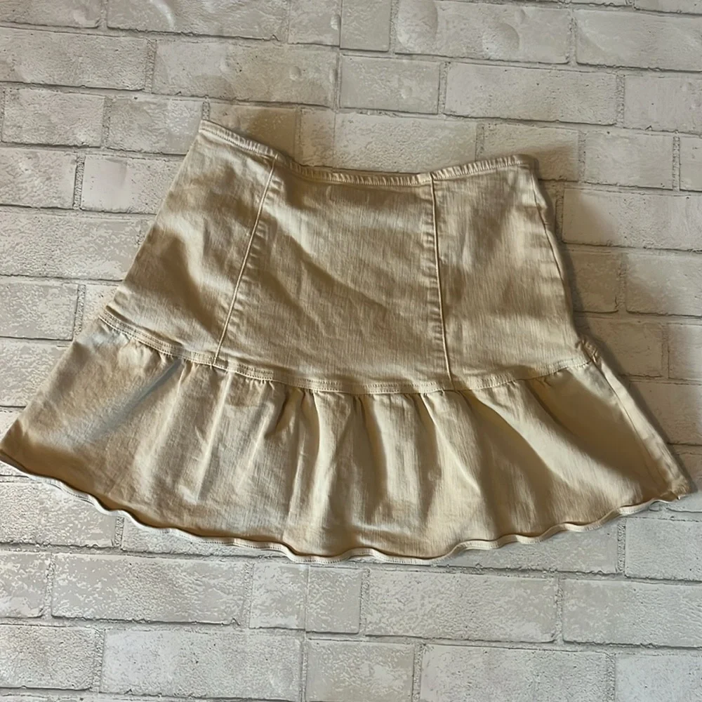 MOTHER Ruffle Embellishment Mini Skirt - Picture 8 of 9
